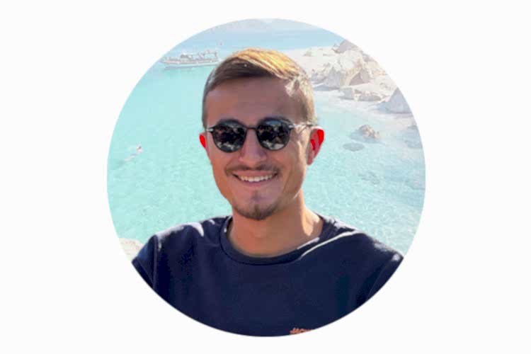 Adrasan Burak Kaptan Kimdir?