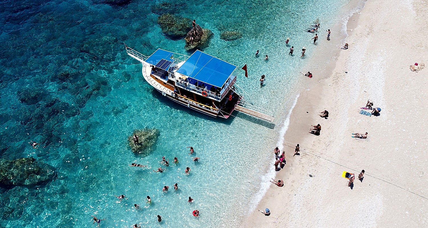 Suluada Plajı Nerededir?