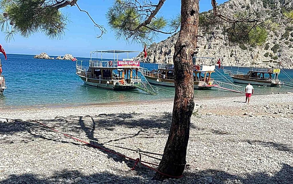 Adrasan Koyları Doğa Tutkunlarını Büyülüyor